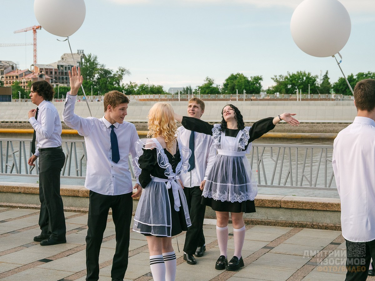 Школьный вальс выпускников