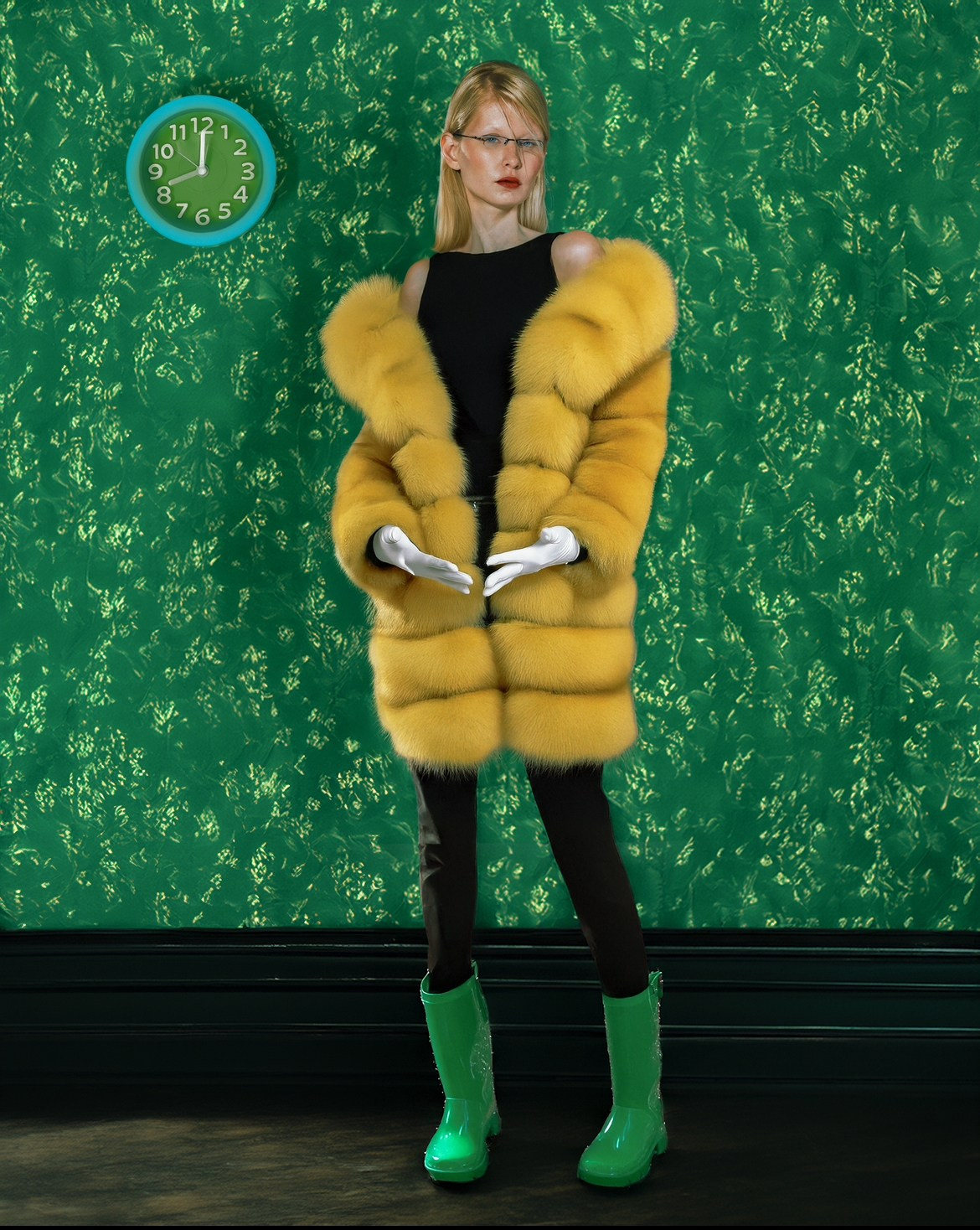 Clothes and jewelry. Berman Euginia