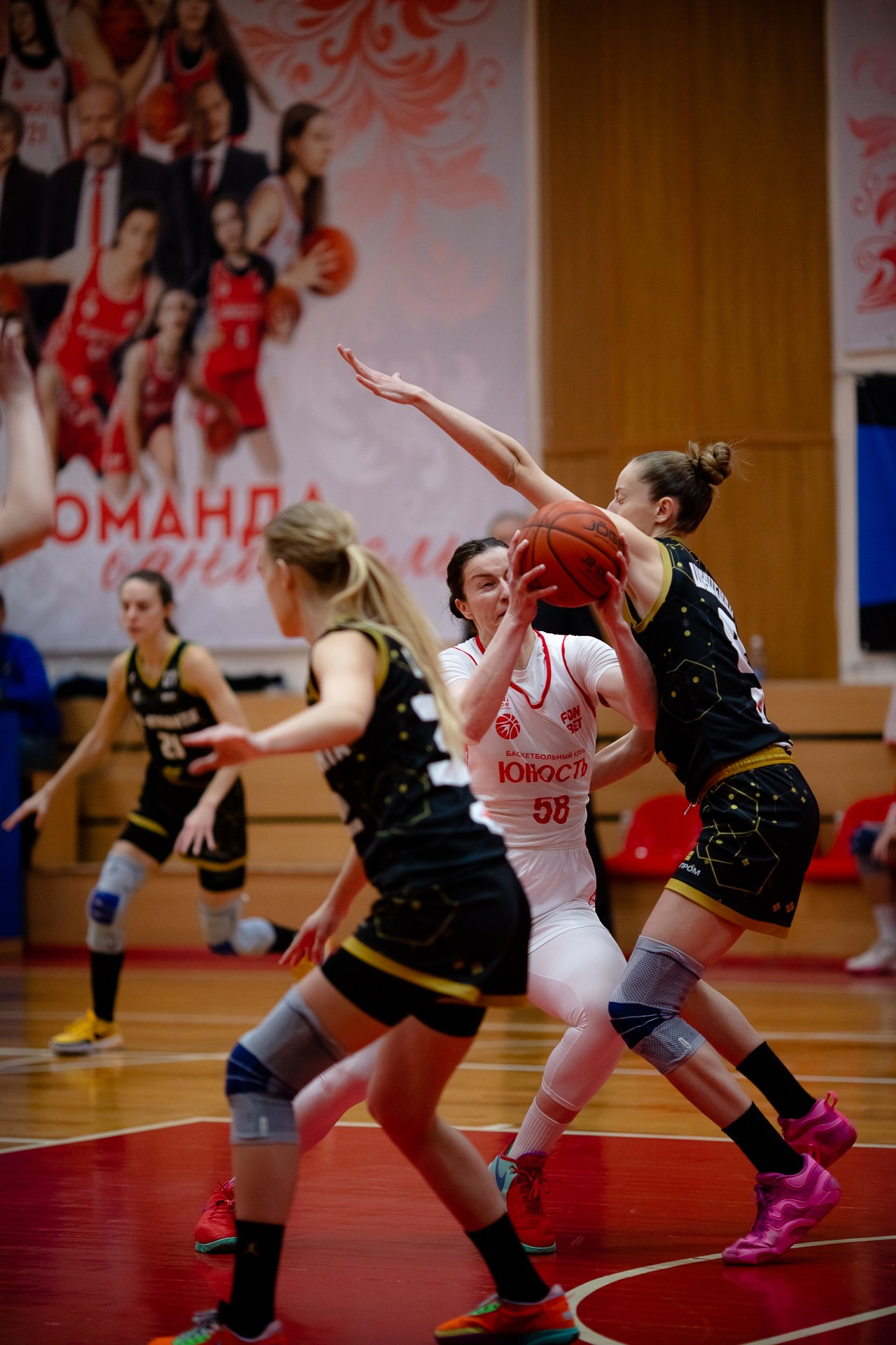 Юность — ЧГУ-Атланта. Фотография