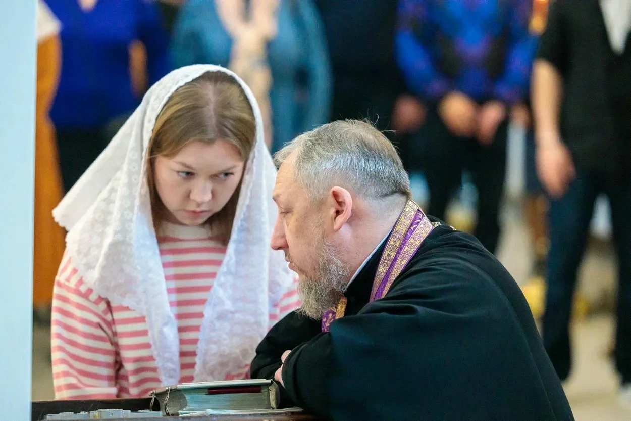БЛАГОЧИННЫЙ СЕВЕРО-ЗАПАДНОГО ОКРУГА ПРИНЯЛ УЧАСТИЕ В АРХИЕРЕЙСКОМ БОГОСЛУЖЕНИМ В ХРАМЕ СВЯТИТЕЛЯ ТИХОНА ЗАДОНСКОГО. Саратовское Северо-Западное благочиние
