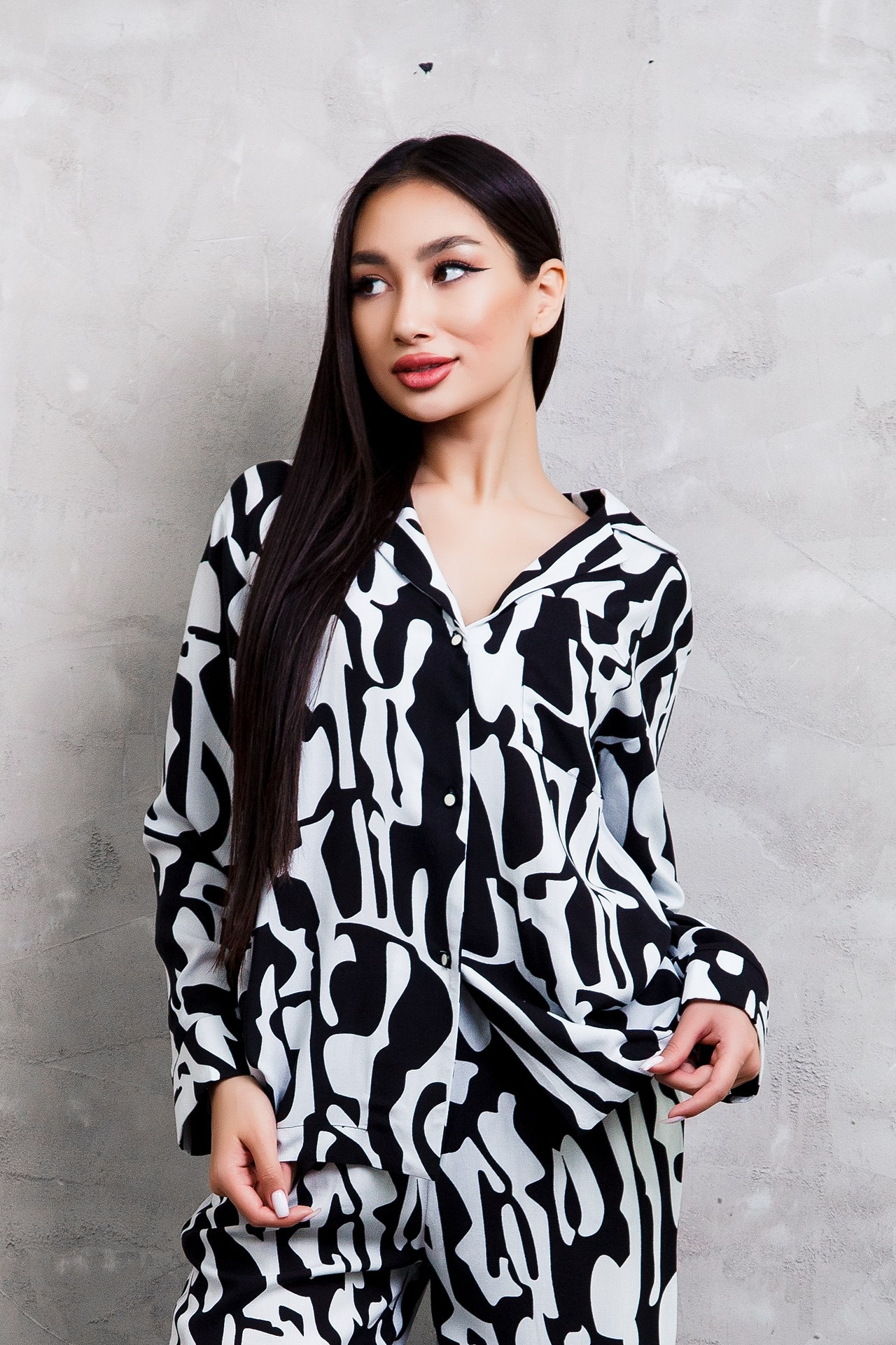 Реклама женской одежды. Натан Супервайзер по Продакшену