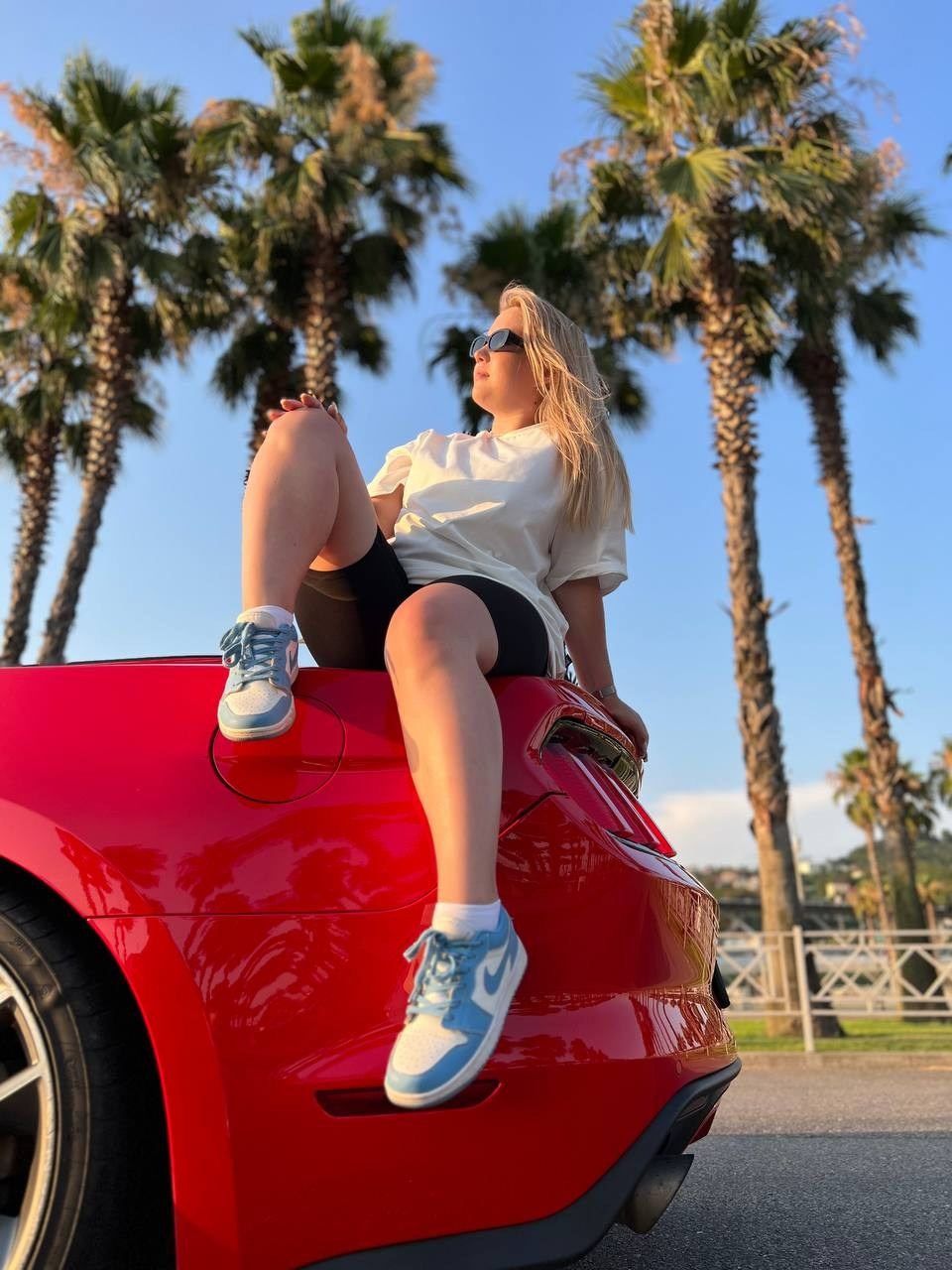 Сьемка с Авто. Фотограф, видеограф в Сочи портрет, стрит, семейный сьемки, reels