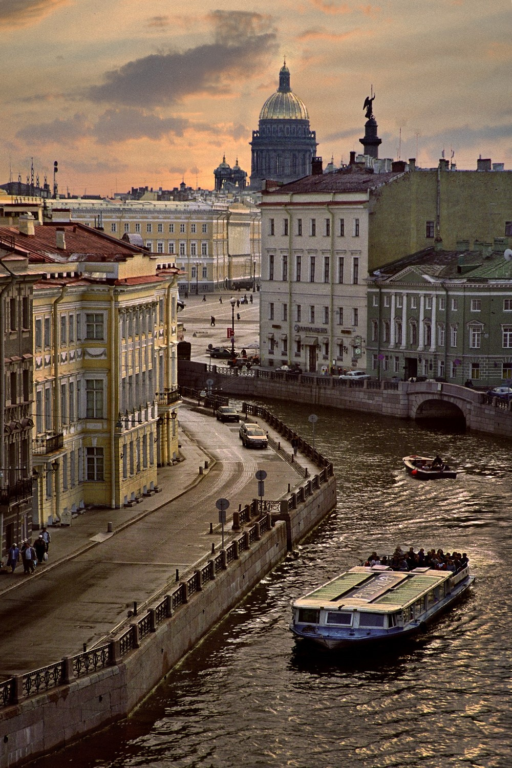 Город. Фотограф Александр Петросян