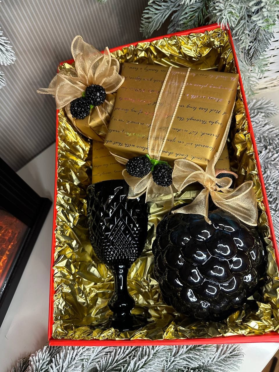 Новогодний подарок. Студия подарочных наборов «Владия»