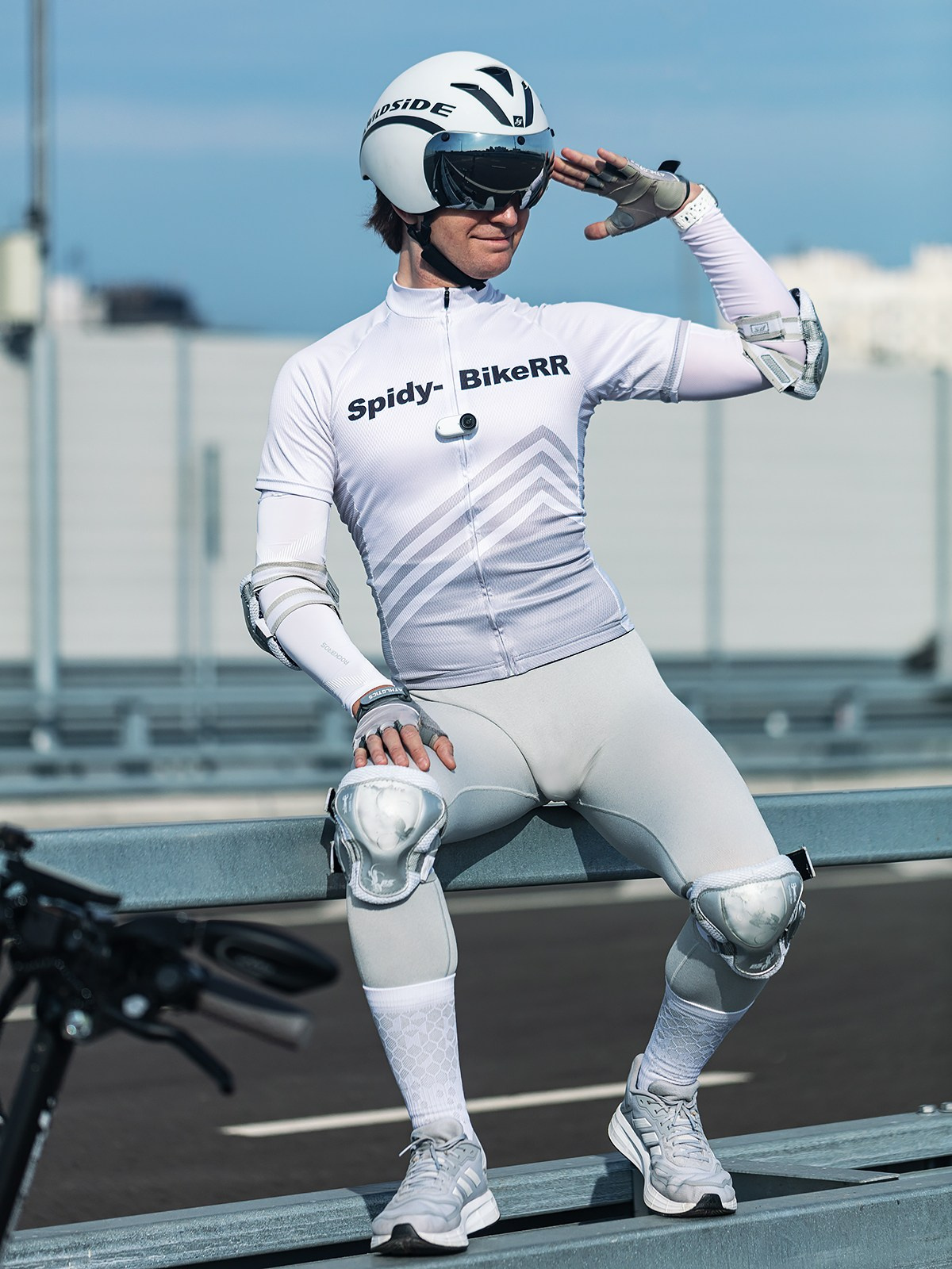 Автомобили, мотоциклы. Сборные фотосъёмки в Москве. фотосессии одежды.фотограф