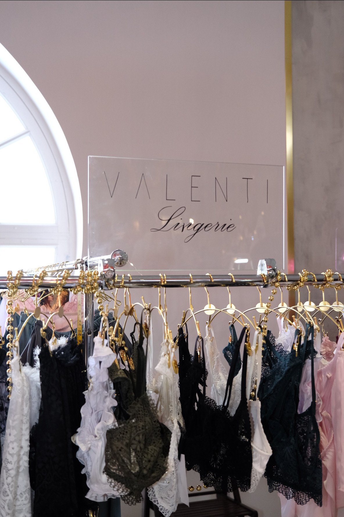 Женский фестиваль-перформанс INSOULfest. Индивидуальная фотосъёмка в Москве. Фотограф Василиса Тарасова