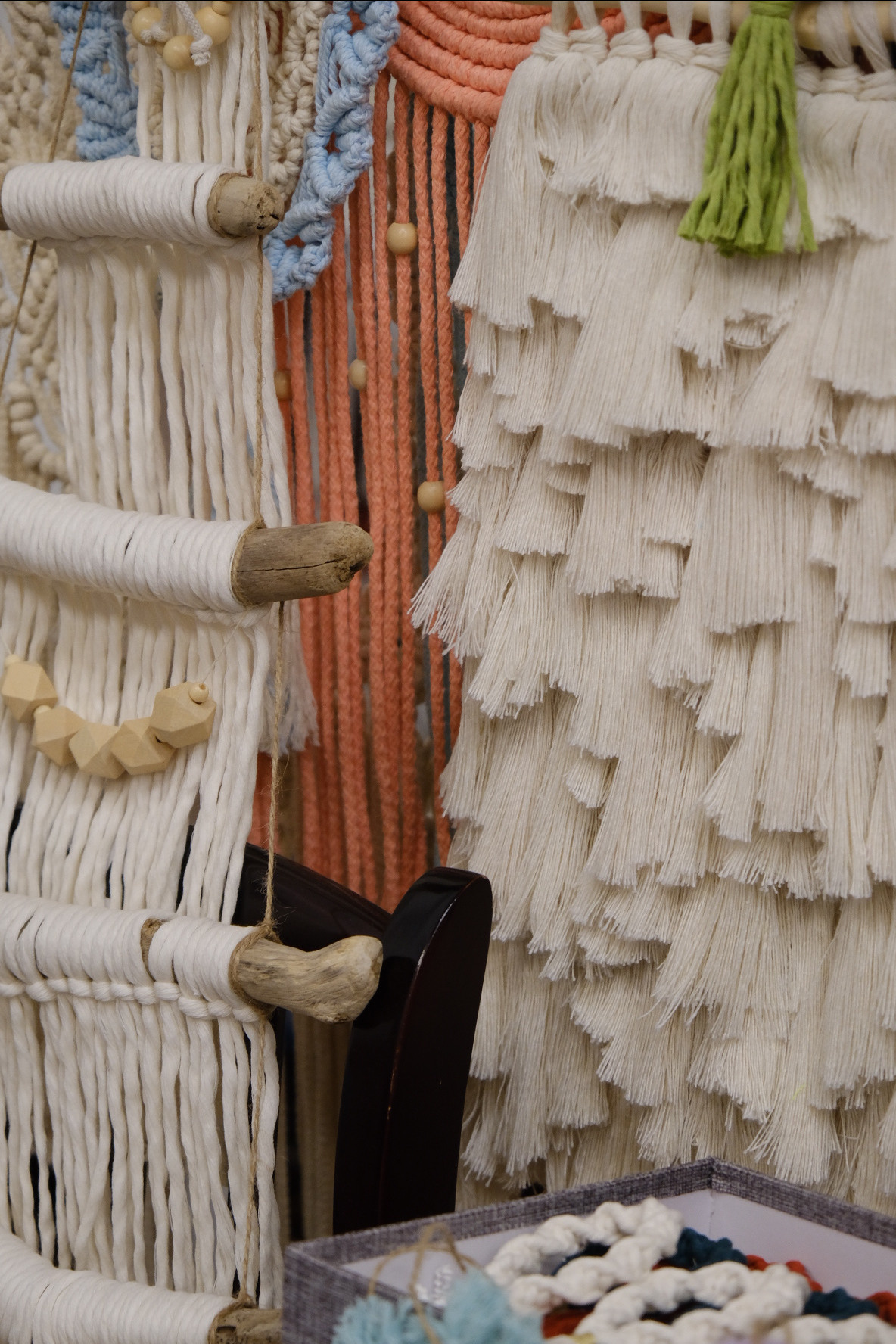 РОЖДЕСТВЕНСКАЯ ЯРМАРКА’ 22 | Англиканская церковь Св.Андрея. Индивидуальная фотосъёмка в Москве. Фотограф Василиса Тарасова