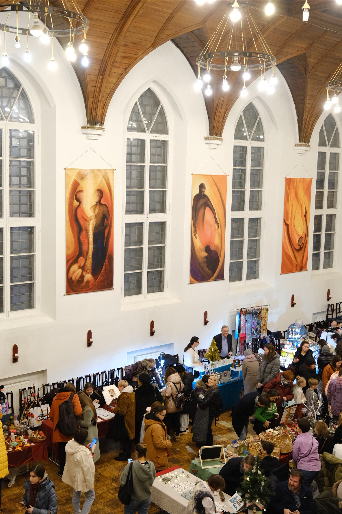 РОЖДЕСТВЕНСКАЯ ЯРМАРКА’ 22 | Англиканская церковь Св.Андрея. Индивидуальная фотосъёмка в Москве. Фотограф Василиса Тарасова