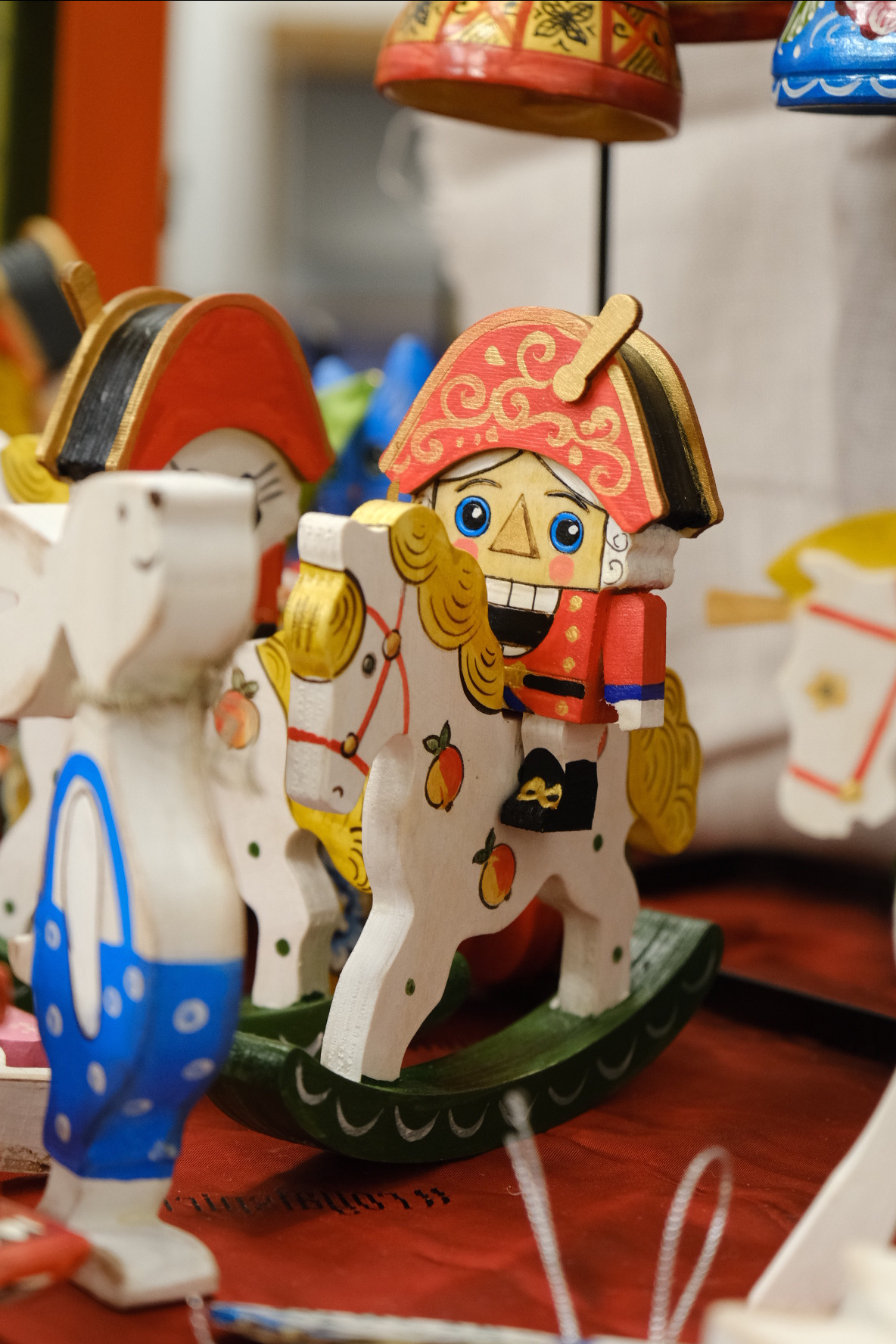 РОЖДЕСТВЕНСКАЯ ЯРМАРКА’ 22 | Англиканская церковь Св.Андрея. Индивидуальная фотосъёмка в Москве. Фотограф Василиса Тарасова