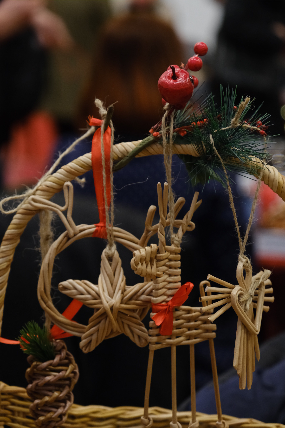 РОЖДЕСТВЕНСКАЯ ЯРМАРКА’ 22 | Англиканская церковь Св.Андрея. Индивидуальная фотосъёмка в Москве. Фотограф Василиса Тарасова