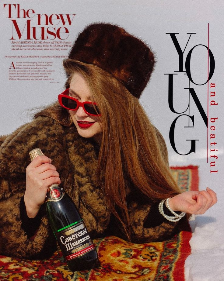 Тренды новогодних съемок 2025. Фотограф в Екатеринбурге Артём Зайнетдинов