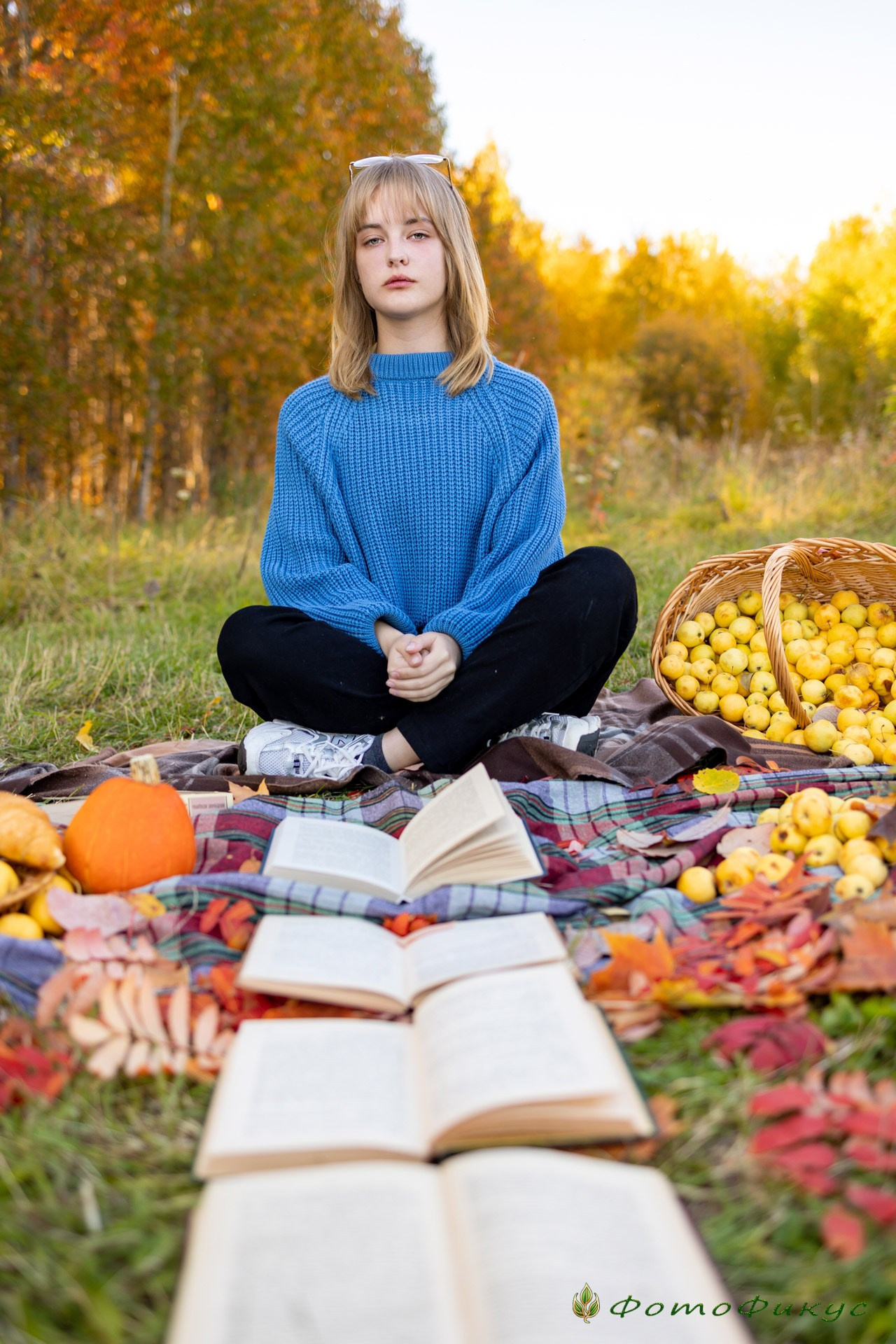 Старшеклассники. В школе, на улице. Фотографы Евгений и Екатерина. Фотофикус. Тюмень