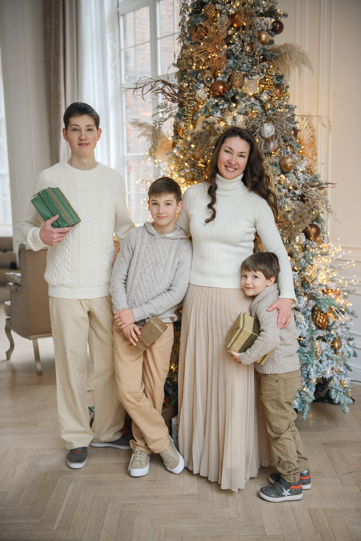 Family , Studio photo shoot at Christmas time