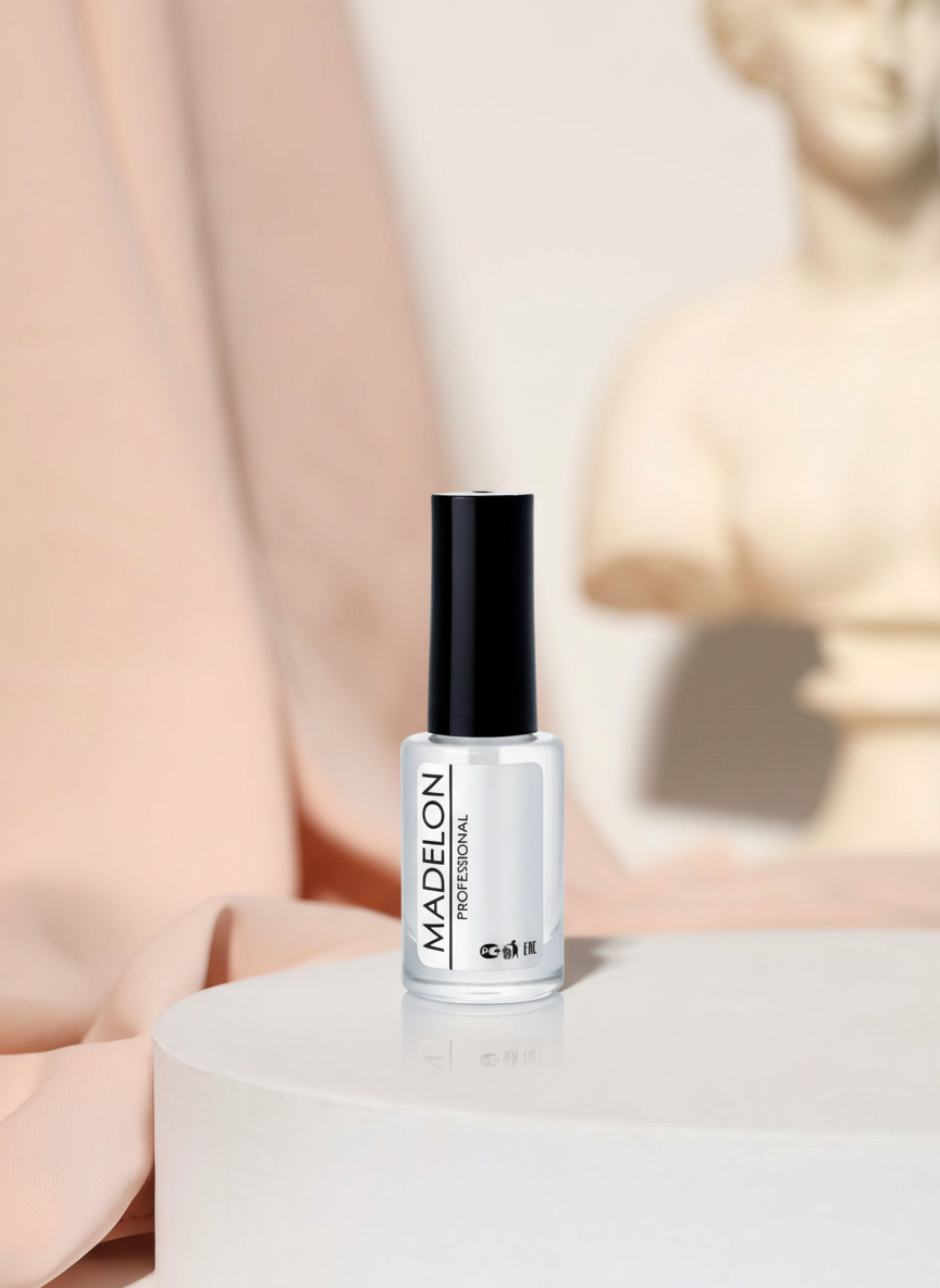 Фотосессия для бренда Madelon | Лак для ногтей. Графический дизайнер AI в Москве Валерия Кос