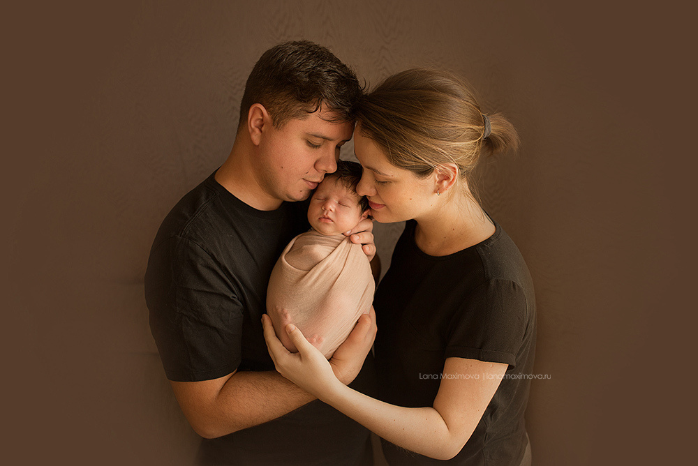 Карина 10 дней. Фотограф новорождённых малышей и детский фотограф В Казани Лана Максим