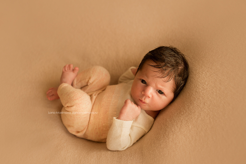 Карина 10 дней. Фотограф новорождённых малышей и детский фотограф В Казани Лана Максим