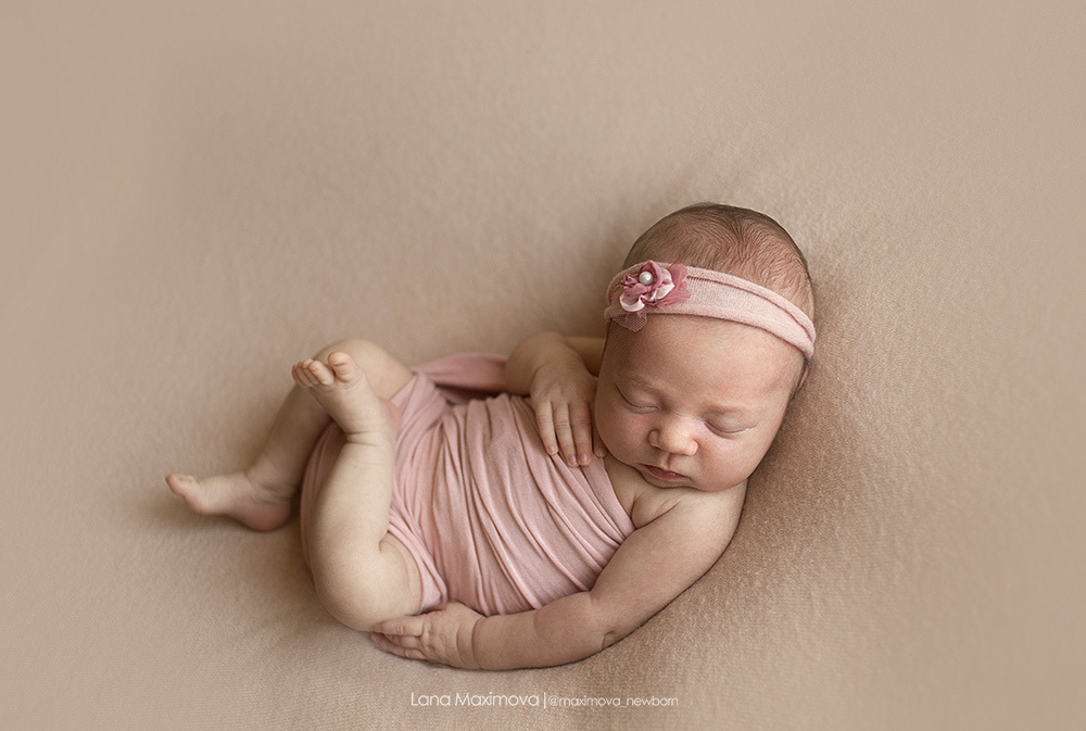 Мия 13 дней. Фотограф новорождённых малышей и детский фотограф В Казани Лана Максим