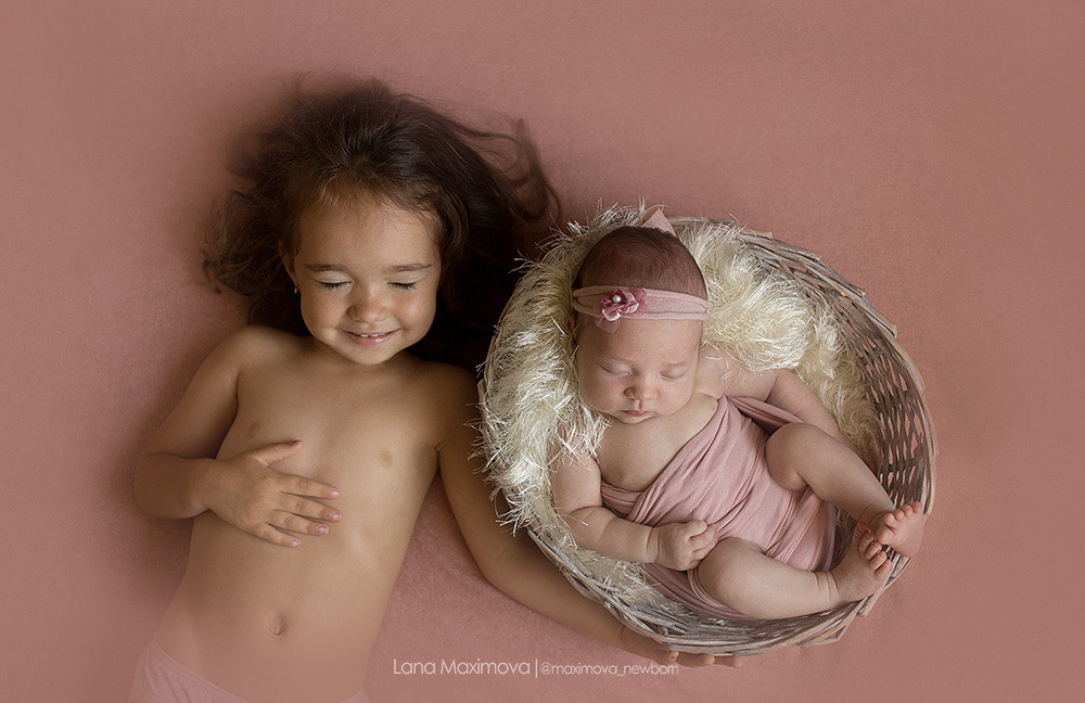 Мия 13 дней. Фотограф новорождённых малышей и детский фотограф В Казани Лана Максим