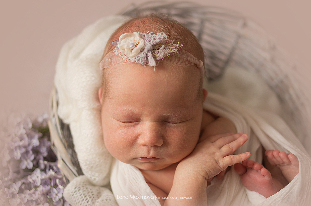 Амая 8 дней. Фотограф новорождённых малышей и детский фотограф В Казани Лана Максим