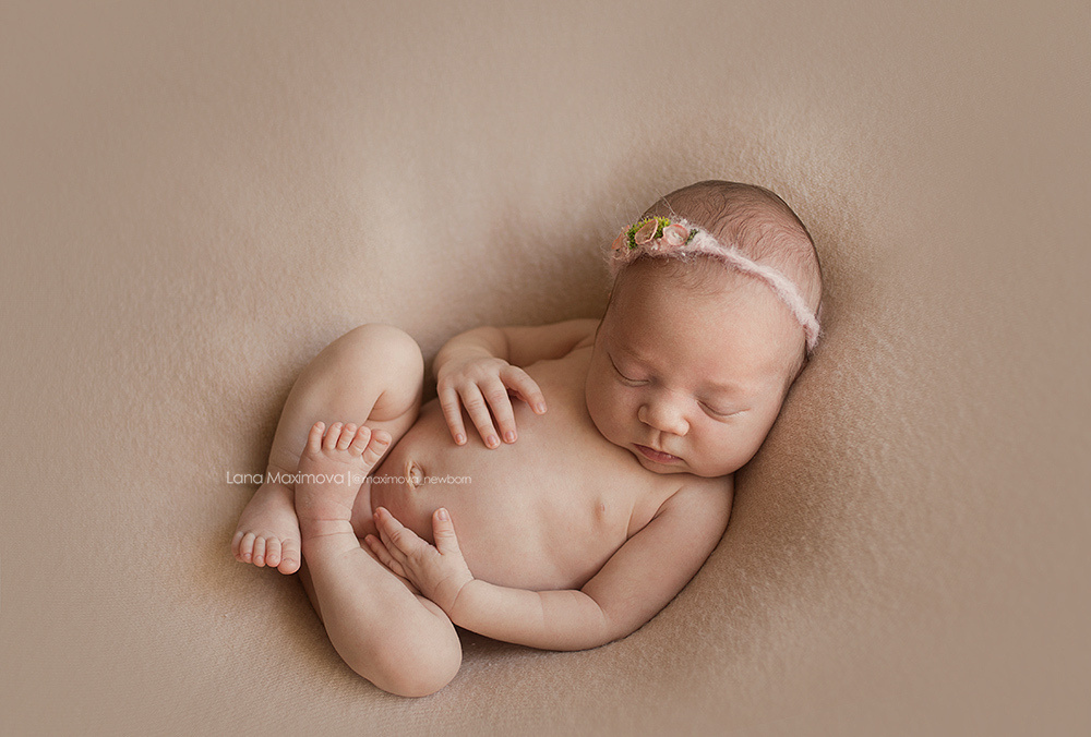 Мия 13 дней. Фотограф новорождённых малышей и детский фотограф В Казани Лана Максим