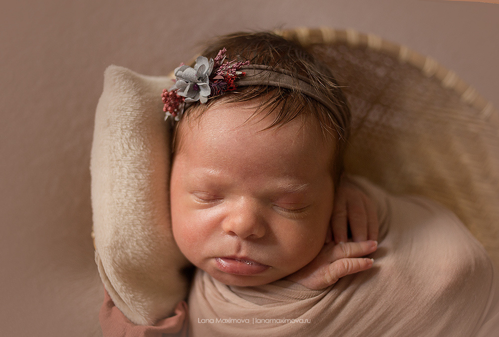 София 9 дней. Фотограф новорождённых малышей и детский фотограф В Казани Лана Максим