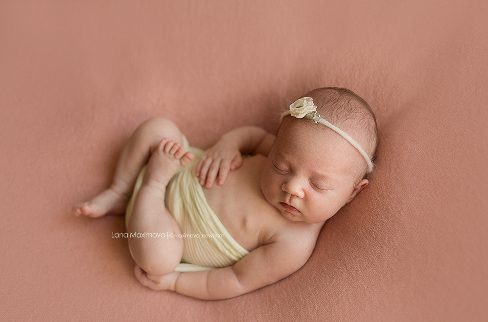 Мия 13 дней. Фотограф новорождённых малышей и детский фотограф В Казани Лана Максим