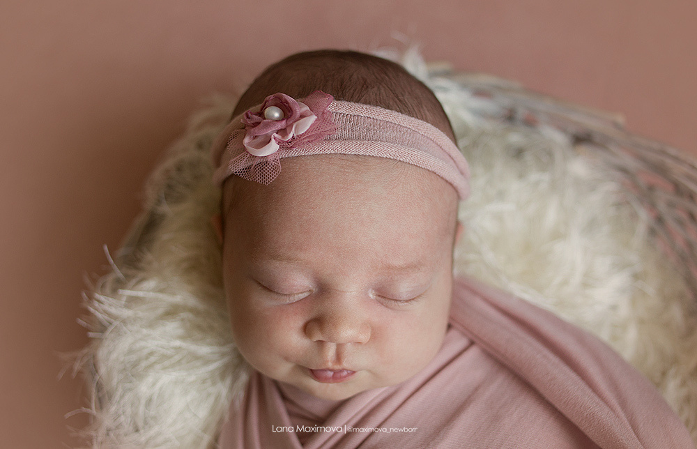 Мия 13 дней. Фотограф новорождённых малышей и детский фотограф В Казани Лана Максим
