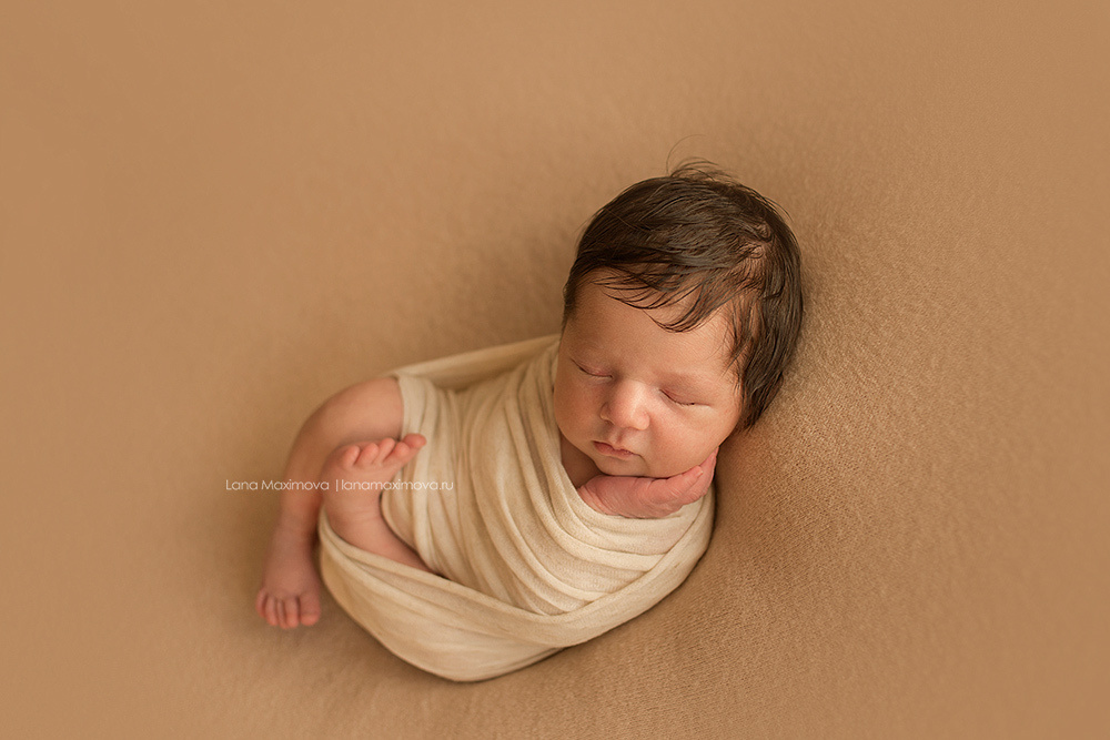 Карина 10 дней. Фотограф новорождённых малышей и детский фотограф В Казани Лана Максим