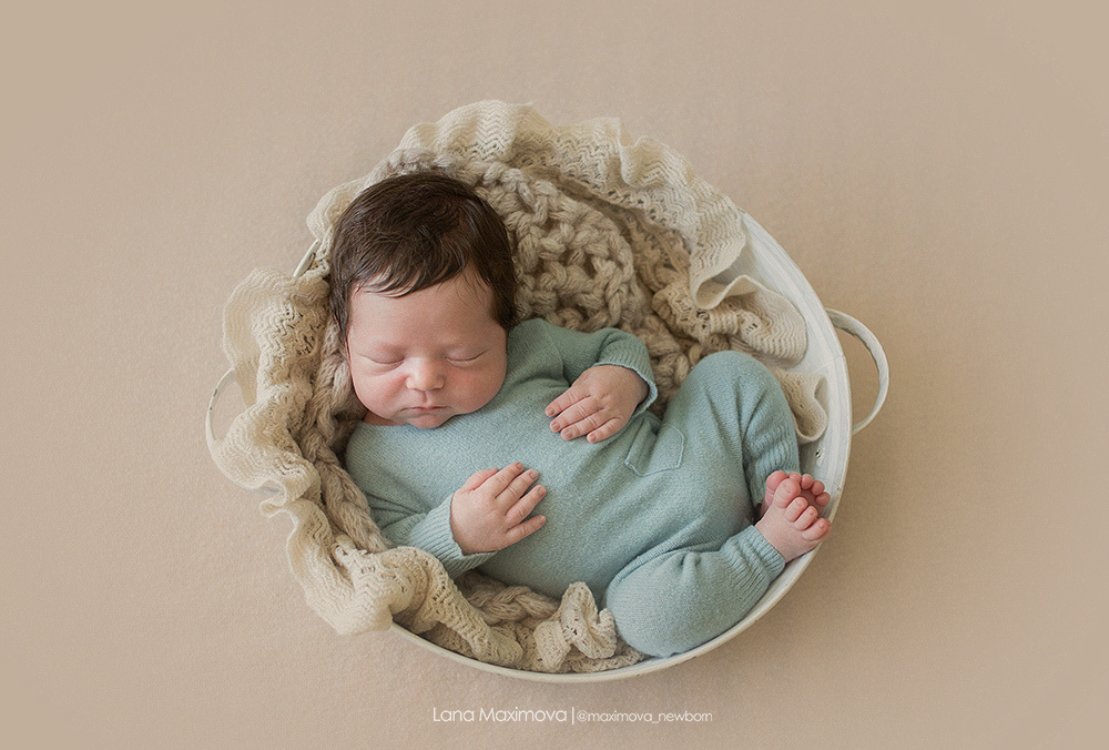Леон 8 дней. Фотограф новорождённых малышей и детский фотограф В Казани Лана Максим