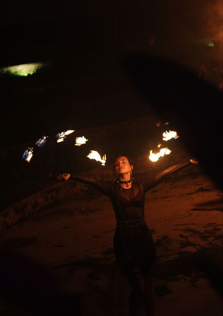 BALI BURNING MAN. LAMPU FESTIVAL