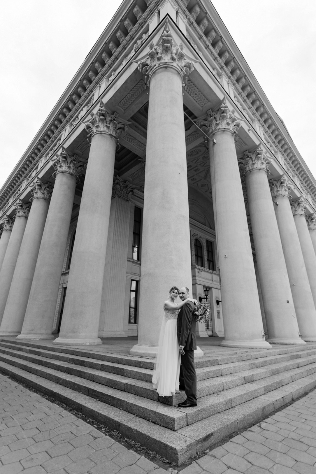 Милая фотосессия у храма. Свадебный и семейный фотограф в Новокузнецке Светлана Числова