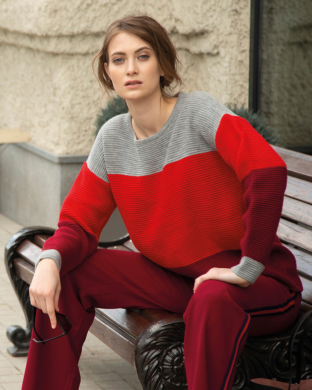 Имиджевая фэшн съемка одежды: кампейн, лукбук, эдиториал, Новосибирск. Съемка фото и видео для маркетплейсов Вайлдберриз, Озон в Новосибирске