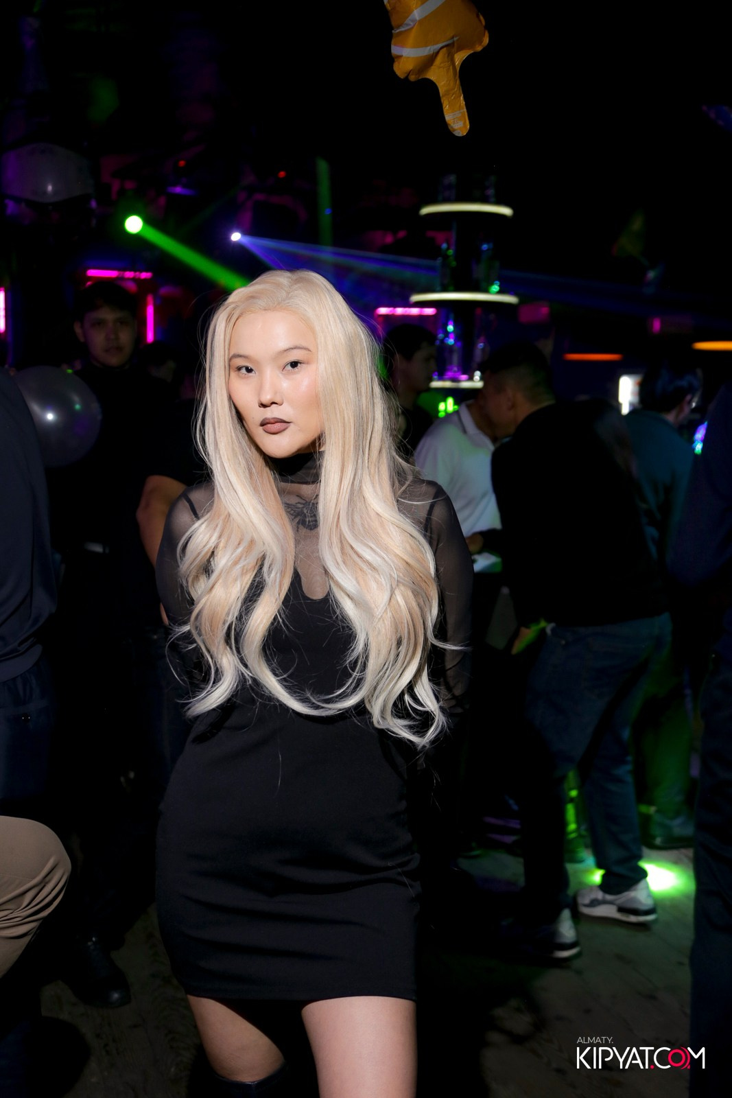 UYAT EMES BAR. КИПЯТКОМ АЛМАТЫ!