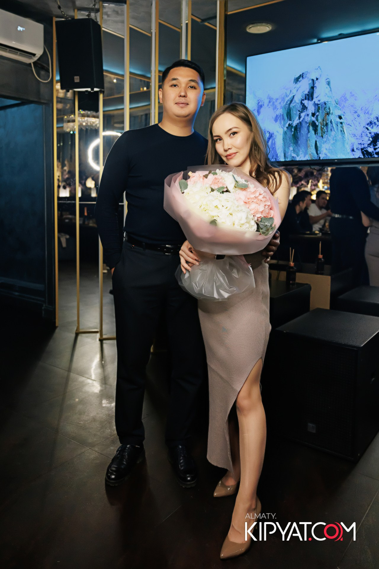 УХО И МЕДВЕДЬ НА ГАГАРИНА. КИПЯТКОМ АЛМАТЫ!