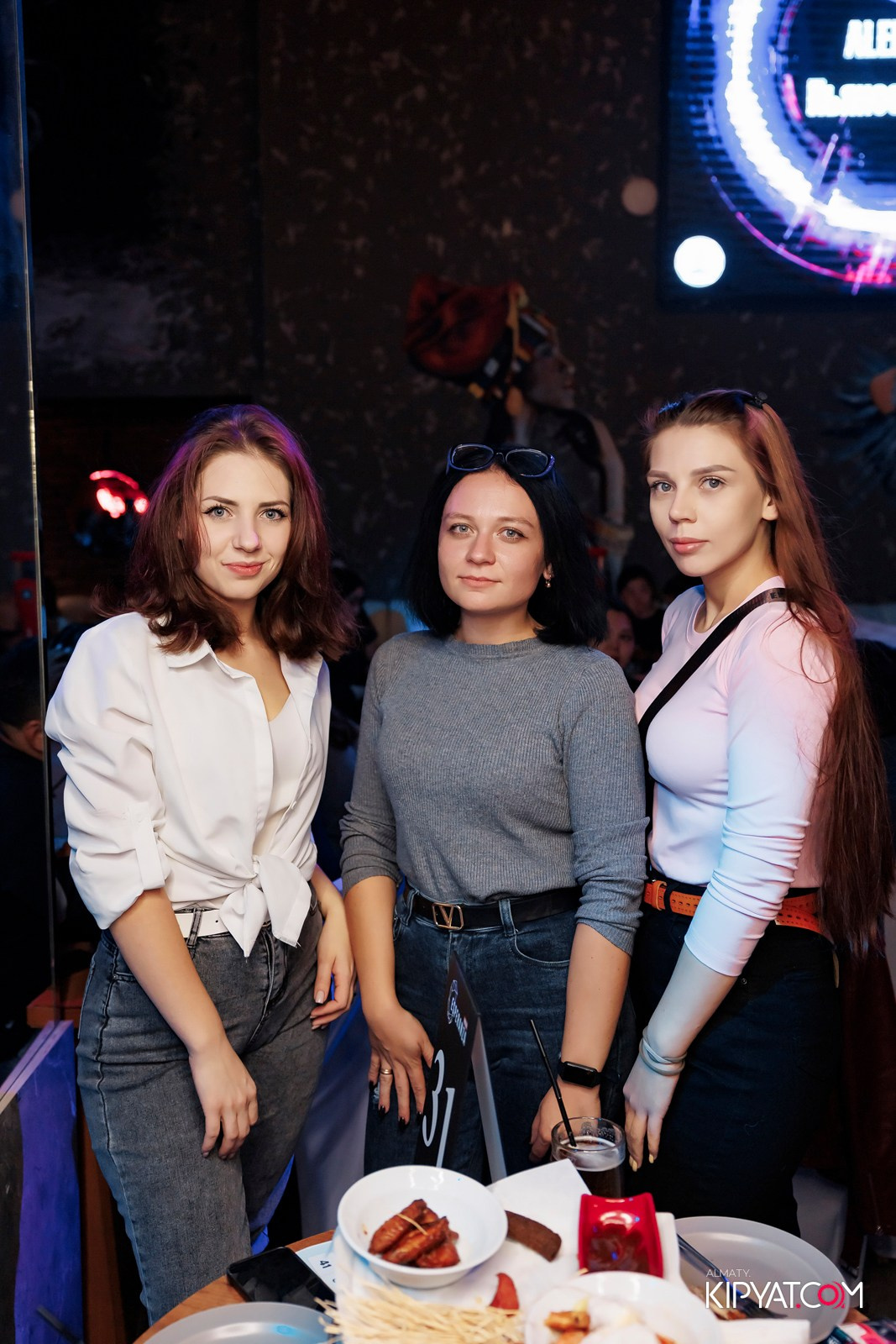 МУЗЫКАЛЬНОЕ ЛОТО В HIT RETRO. КИПЯТКОМ АЛМАТЫ!