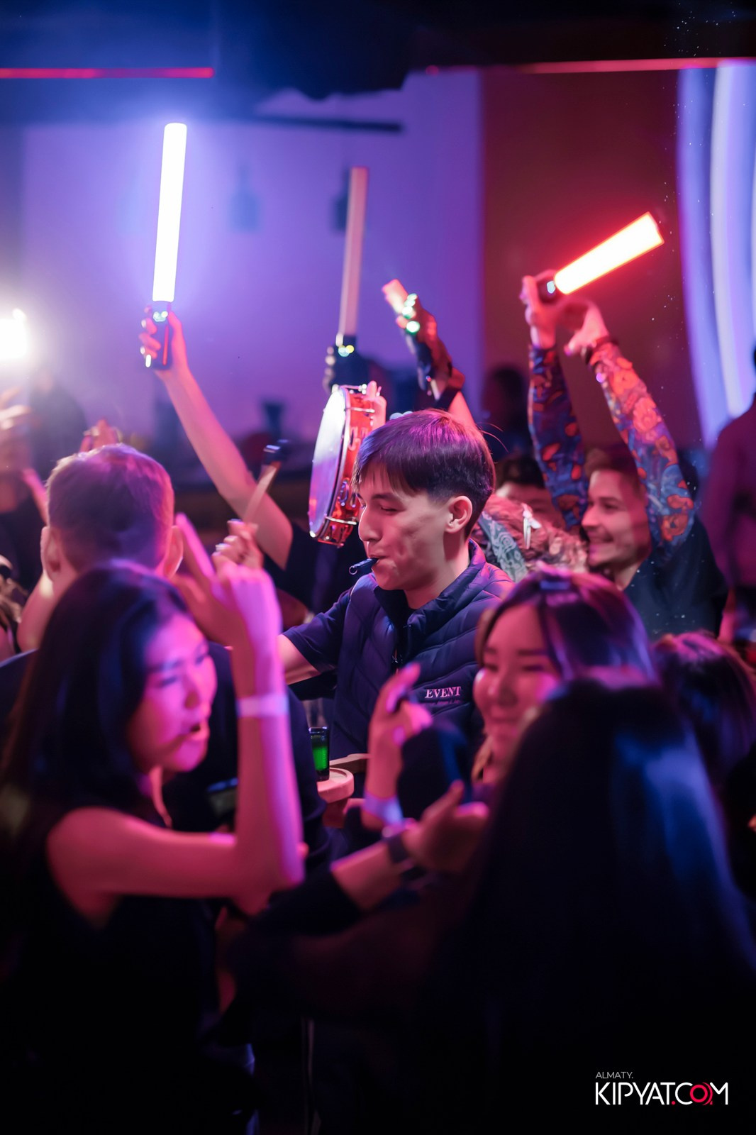 EVENT BAR. КИПЯТКОМ АЛМАТЫ!