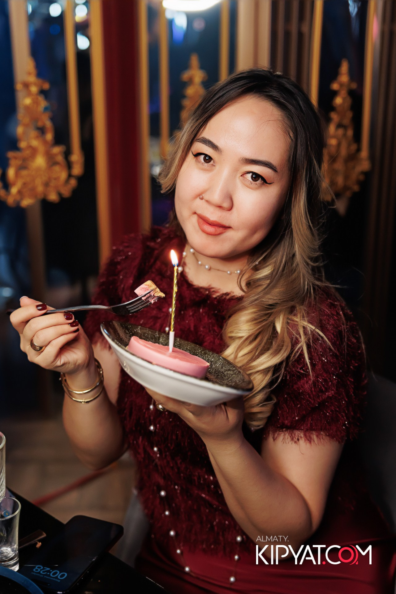 ЗАЯ, НА БИС. КИПЯТКОМ АЛМАТЫ!