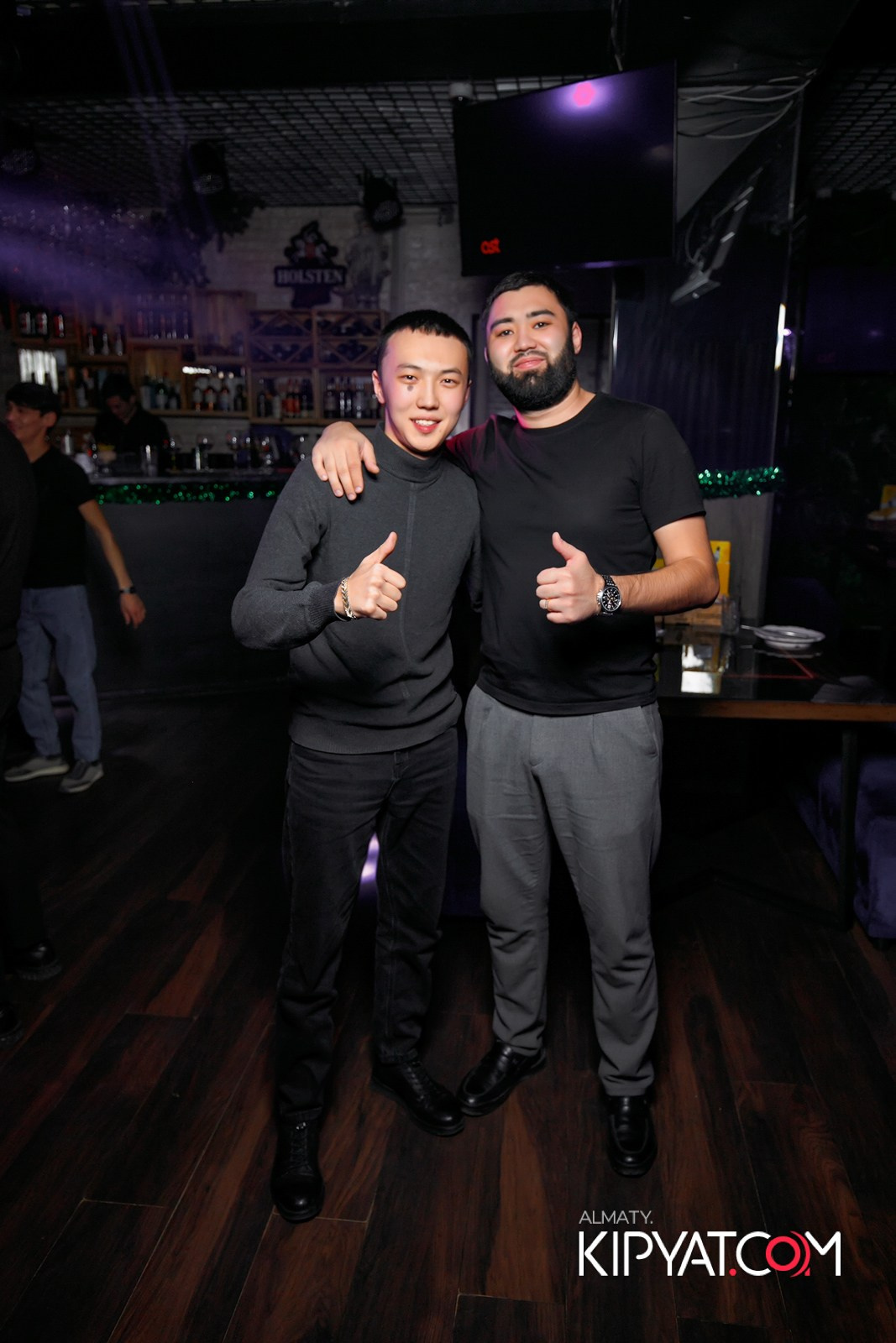 УХО И МЕДВЕДЬ НА САИНА. КИПЯТКОМ АЛМАТЫ!