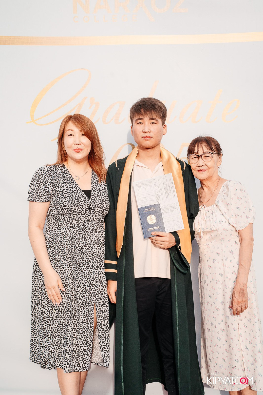 ВРУЧЕНИЕ ДИПЛОМОВ — НАРХОЗ КОЛЛЕДЖ. Part 2. КИПЯТКОМ АЛМАТЫ!