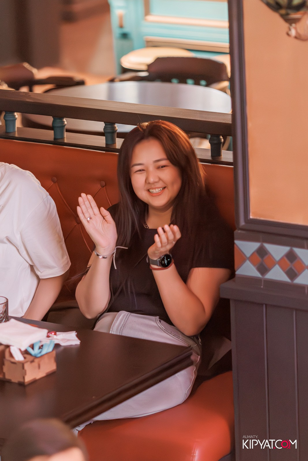 STAND UP КОНЦЕРТ АЛЕКСАНДА МЕРКУЛЬ. КИПЯТКОМ АЛМАТЫ!