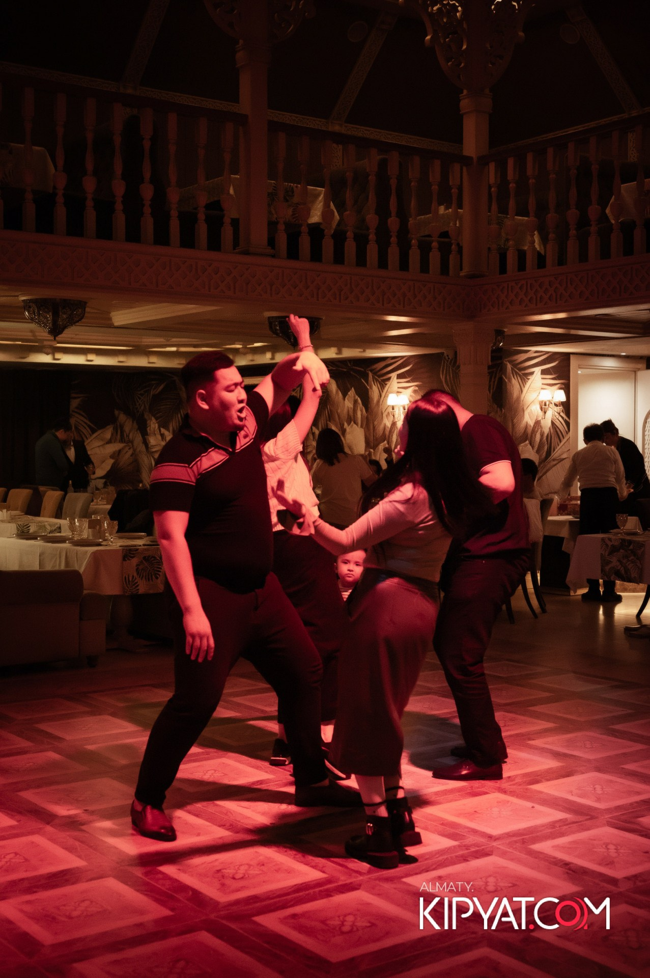 ALAZANI НА КАБАНБАЙ БАТЫРА. КИПЯТКОМ АЛМАТЫ!