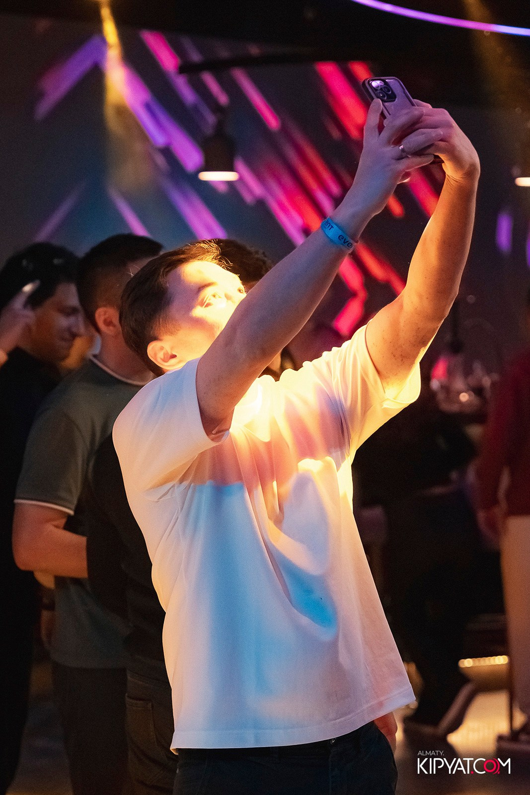 EVENT BAR. КИПЯТКОМ АЛМАТЫ! Фотосъемка мероприятий в Алматы