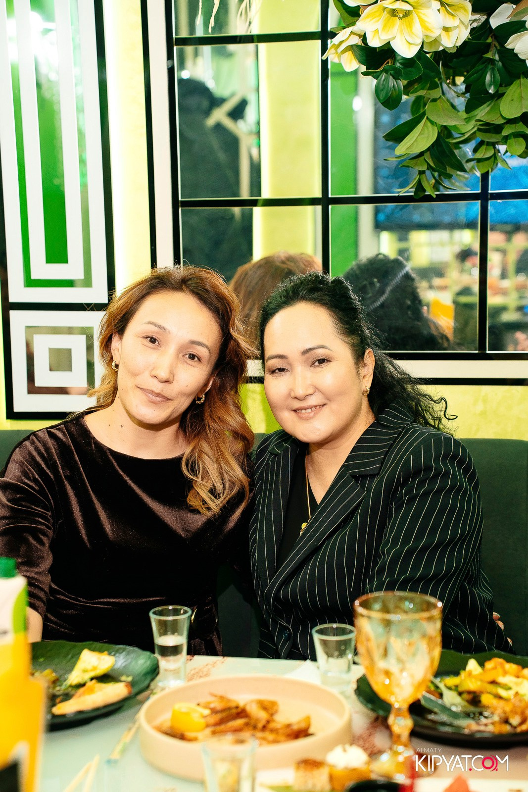 УХО И МЕДВЕДЬ НА ГАГАРИНА. КИПЯТКОМ АЛМАТЫ! Фотосъемка мероприятий в Алматы