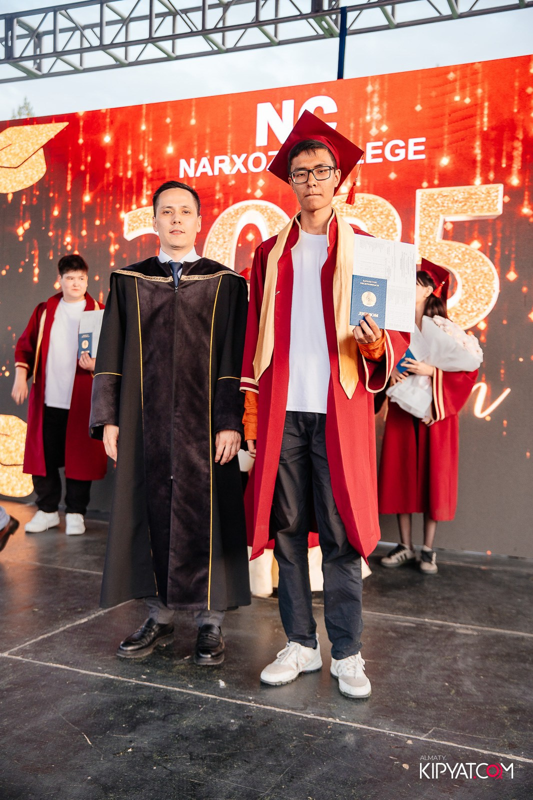 ВРУЧЕНИЕ ДИПЛОМОВ — НАРХОЗ КОЛЛЕДЖ. Part 4. КИПЯТКОМ АЛМАТЫ!