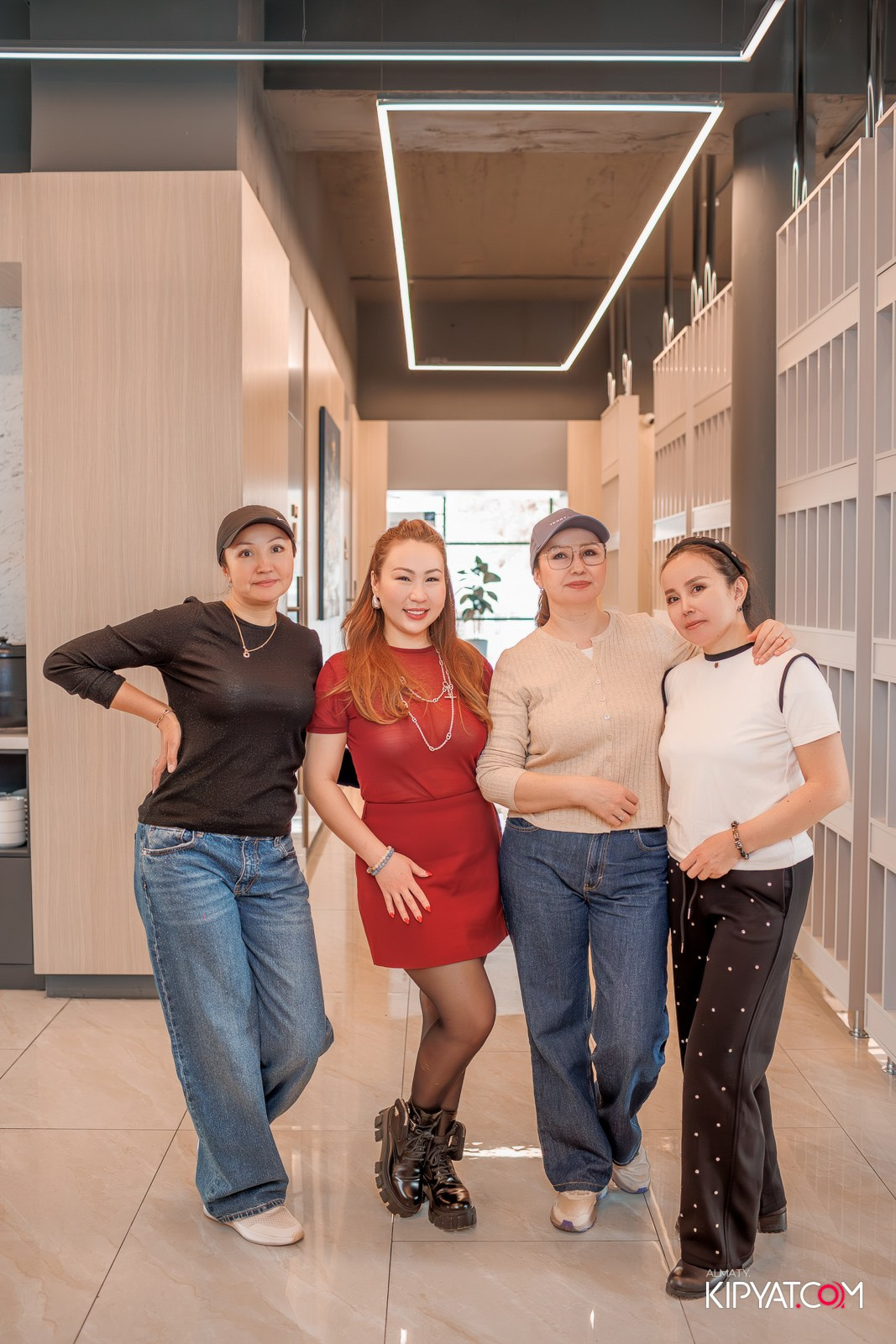 КВЕСТ-ШОУ ALAROVICH / ИГРА В КАЛЬМАРА. КИПЯТКОМ АЛМАТЫ!