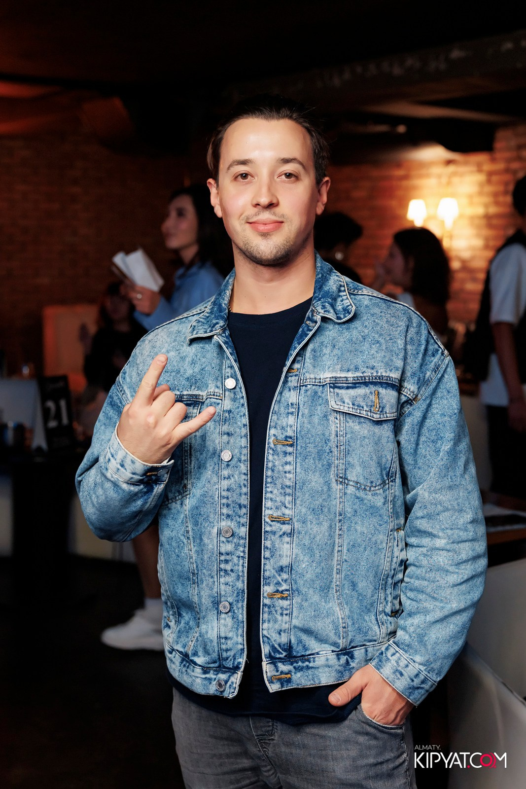 МУЗЫКАЛЬНОЕ ЛОТО В HIT RETRO. КИПЯТКОМ АЛМАТЫ!