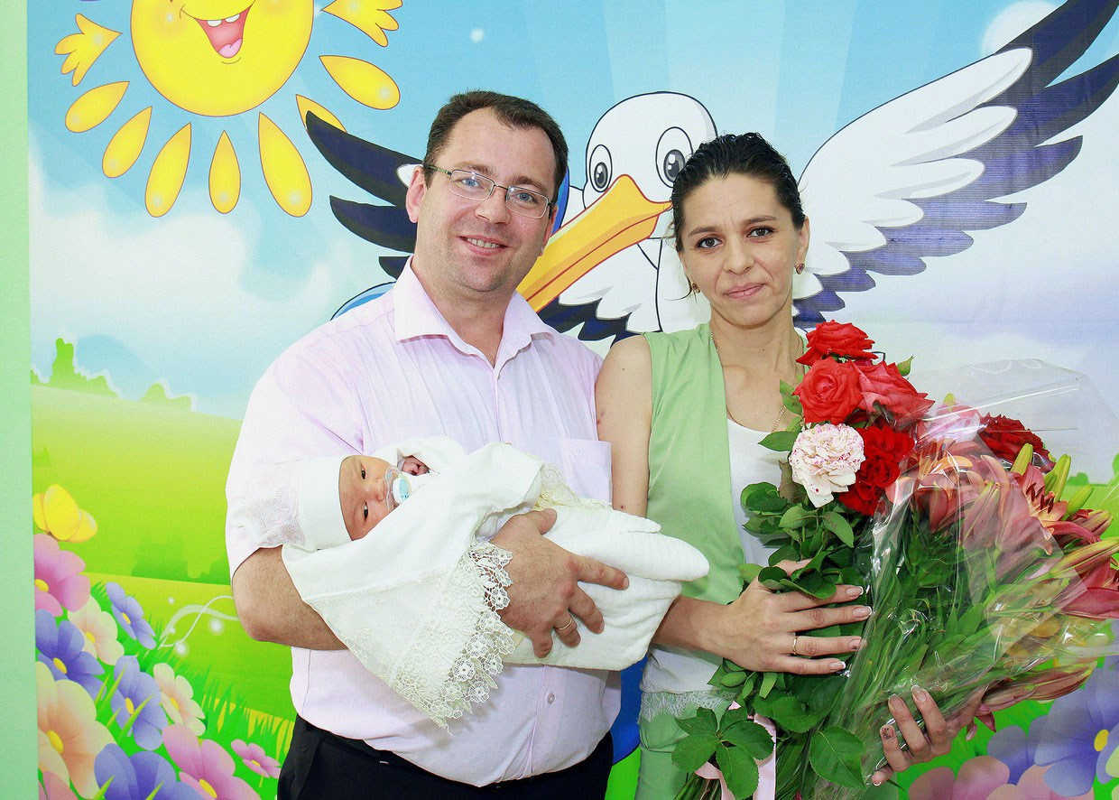 Выписка из роддома. Игорь Варава свадебный фотограф видеограф Белая Глина Краснодар