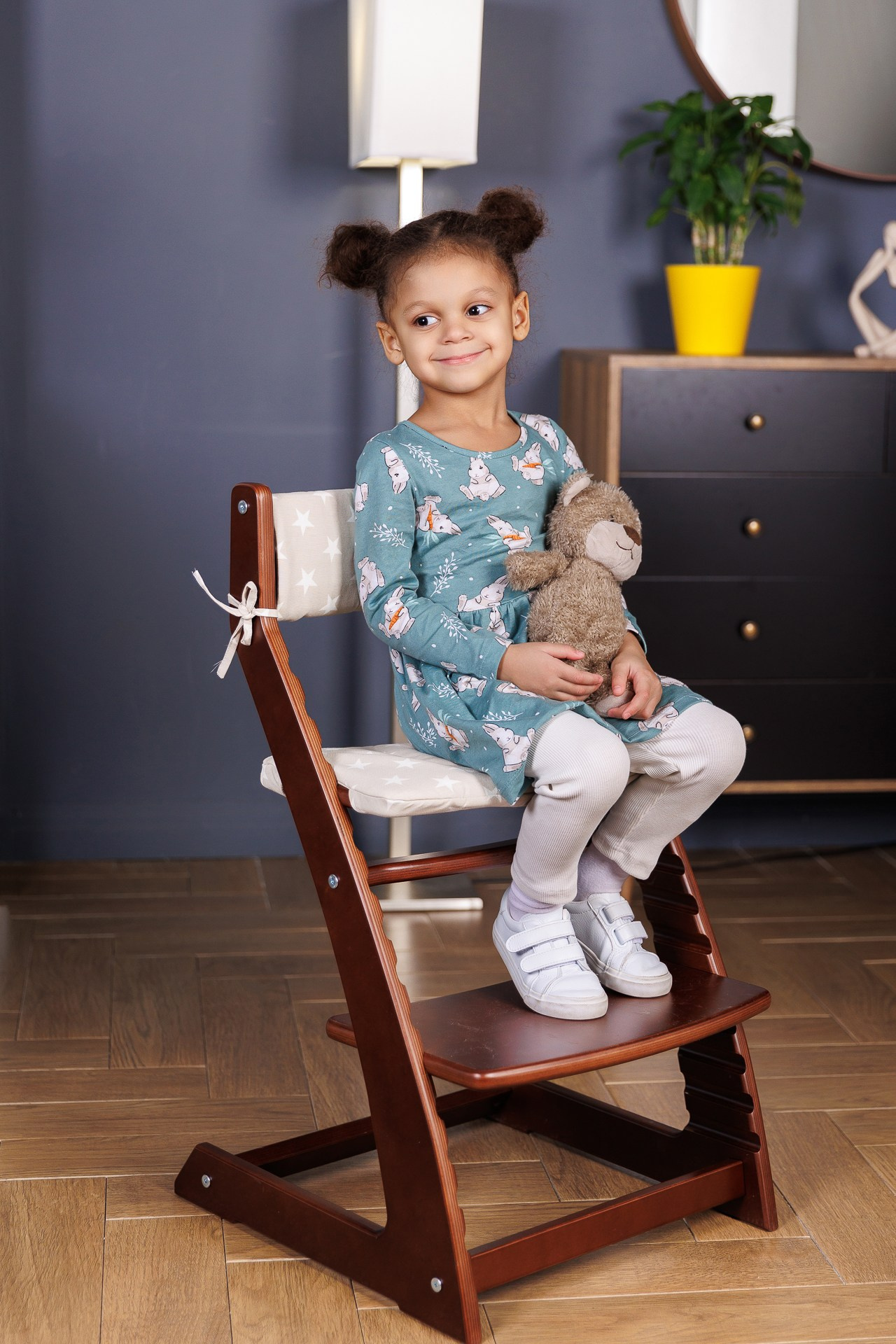 WB OZON Стулья. Фотосъёмка для бизнеса — предметное фото, репортаж с мероприятий, портреты людей, съёмка интерьера и экстерьера