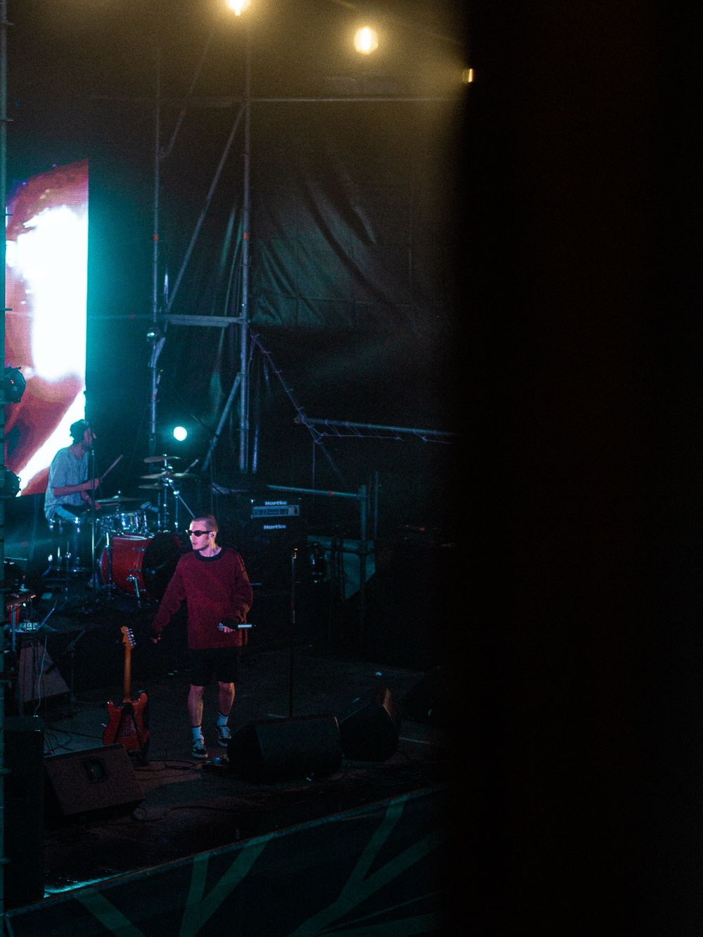 Концерт // По дворам // СПб. Репортажный фотограф в Санкт-Петербурге Диана Ларченкова
