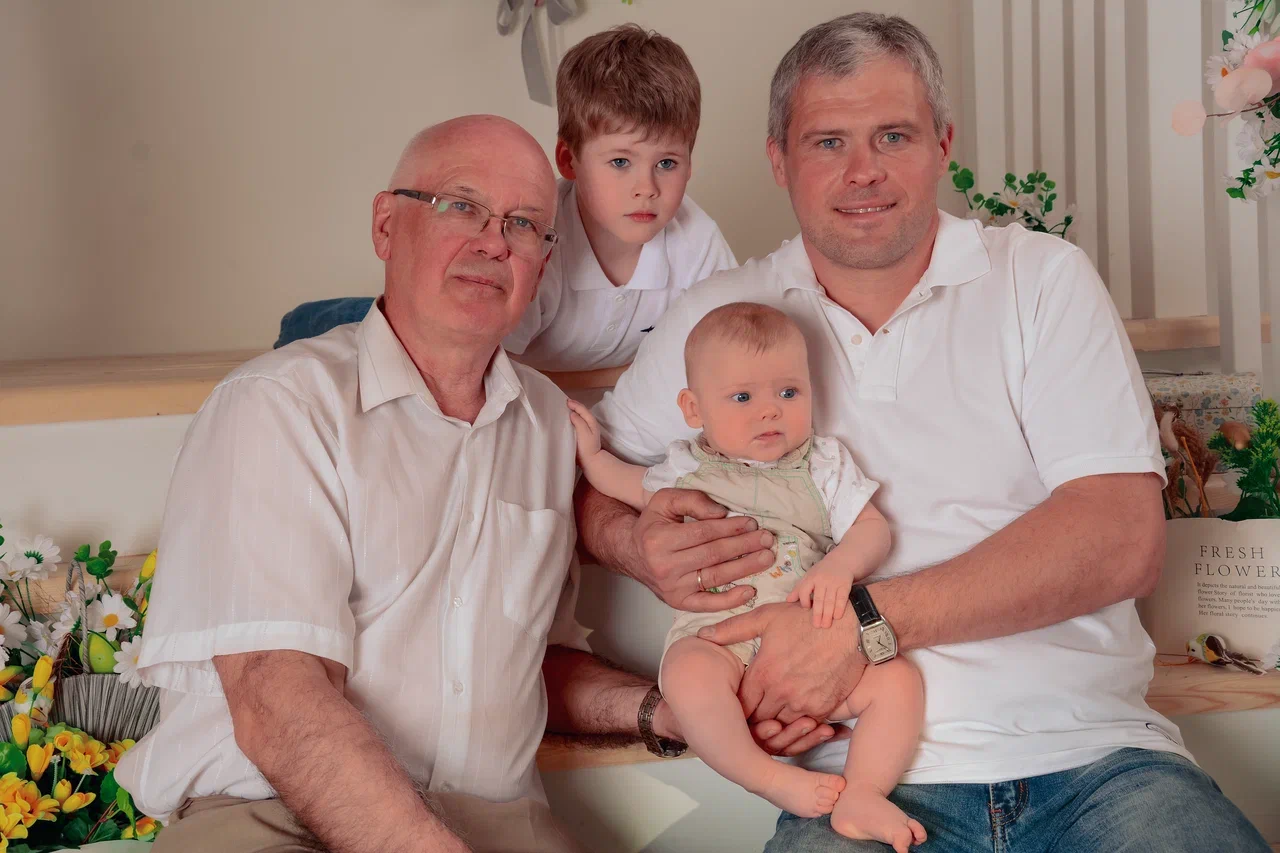 Семья Лизы. Студийный и портретный фотограф в САНКТ-ПЕТЕРБУРГЕИрина Махаон